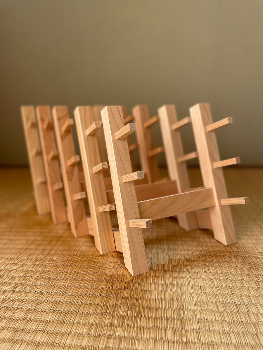 Made-in-Japan Sakai Takayuki Designer Wood Knife Tower Rack for 3 Knives  [Wild Cherry Wood]
