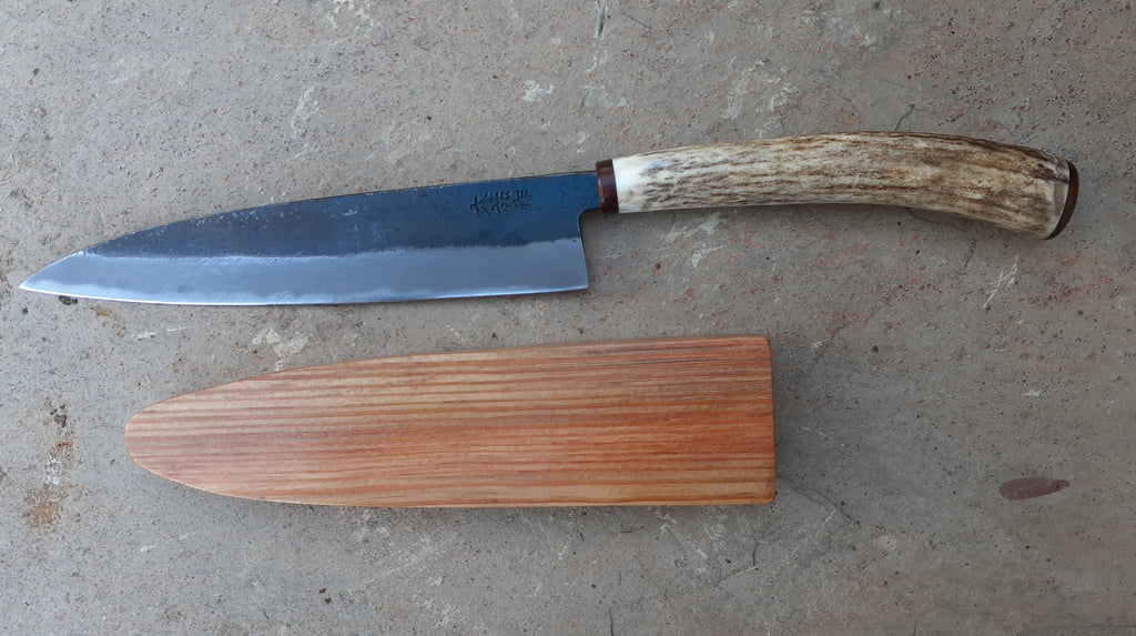 Maßgeschneidertes Sashimi-Messer mit Elchgeweih-Griff nach Kundenbild von D.P. USA