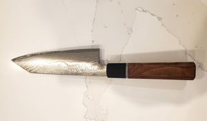 Das Custom-Messer aus Nickel-Damaskus mit elegantem achteckigem Wa-Griff. Kundenbild von Randy. C, Kanada.