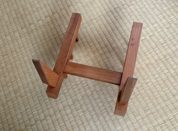 Outlet Ibuki Japanischer Yama Sakura Messerständer aus Holz, Ausstellungsregal, Turmregal-Set für 3 Messer