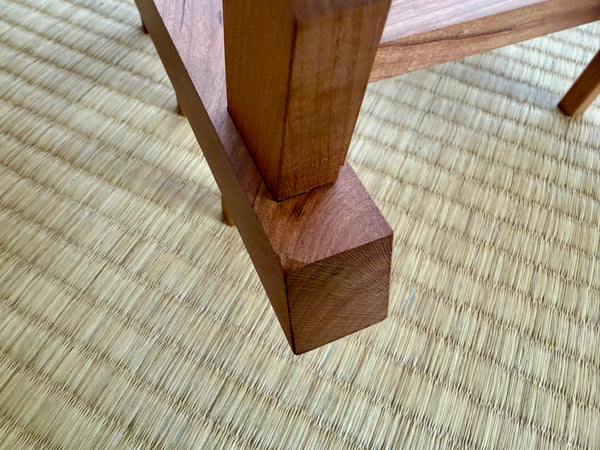 Outlet Ibuki Japanischer Yama Sakura Messerständer aus Holz, Ausstellungsregal, Turmregal-Set für 3 Messer