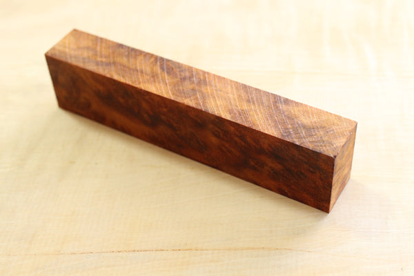 Couteau japonais Cinnamonum camphora gnarl bois manche blanc B 141x32x22mm