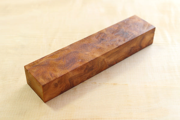 Couteau japonais Cinnamonum camphora gnarl bois manche blanc E 142x31x22mm