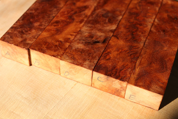 Japansk Cinnamonum camphora gnarl træ kniv håndtag blank E 142 x 31 x 22 mm