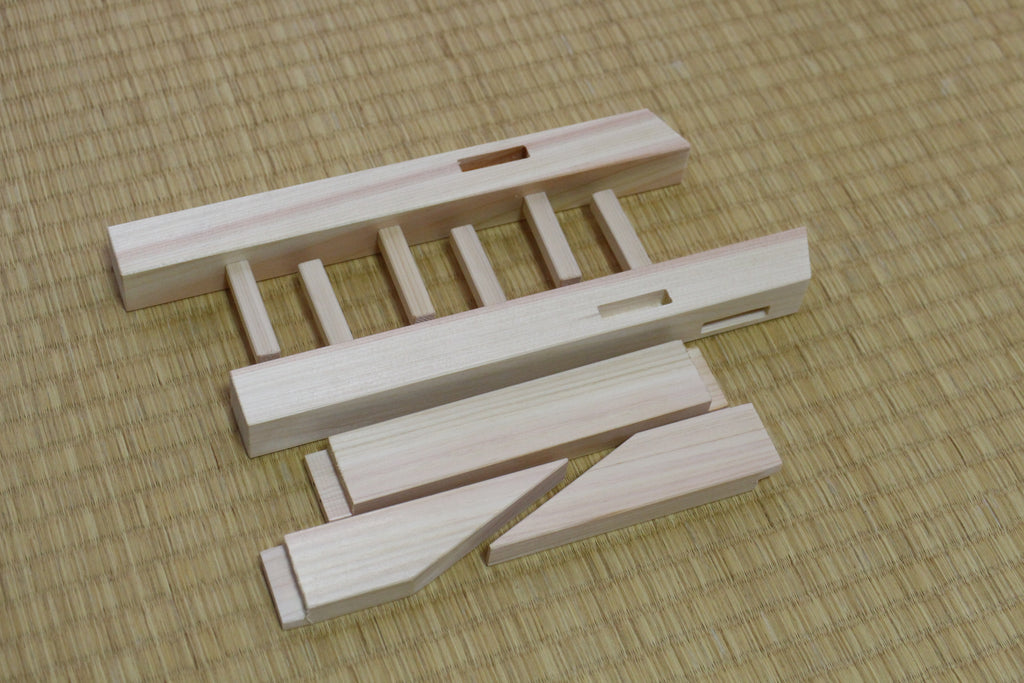 Japanese Natural Wood Knife Stand [Large Elliptical Knife Block]